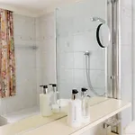 Kristall Hotel 3*