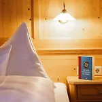 Hotel Kristall