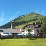 Hotel Kristall Lech am Arlberg