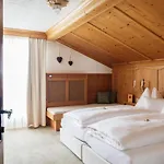 Hotel Kristall Lech am Arlberg