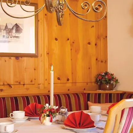 Kristall Hotel