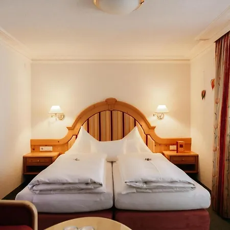 Kristall Hotel Lech am Arlberg