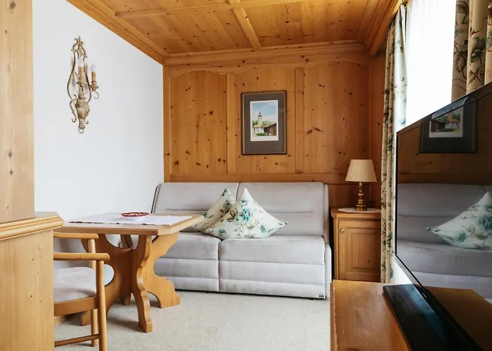 Kristall Ξενοδοχείο 3*