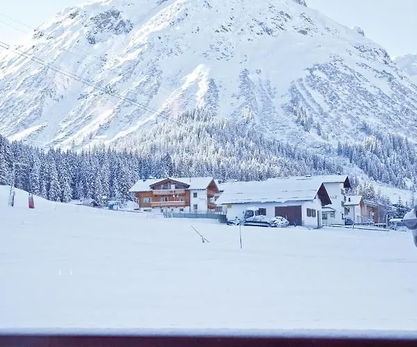 Kristall Ξενοδοχείο 3*