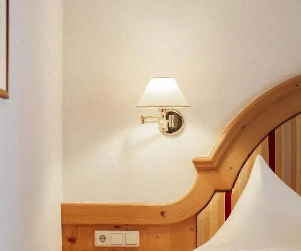 Ξενοδοχείο Kristall 3*