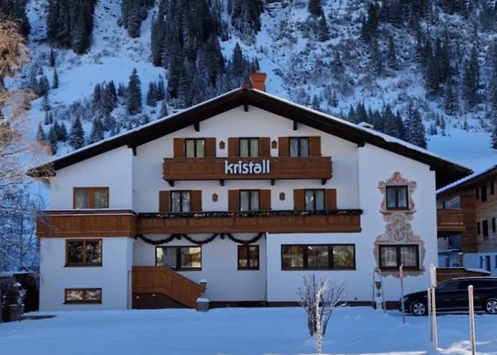 Kristall Ξενοδοχείο 3*